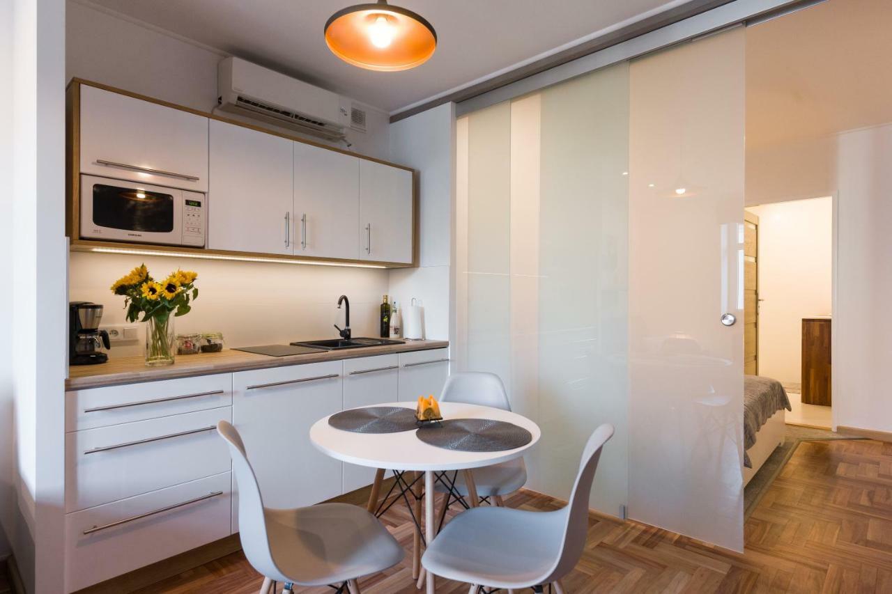 Sunflower Apartment Krakau Buitenkant foto